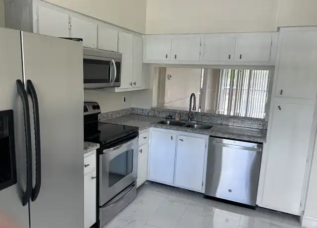 Property at 2287 SW 80th Ter #2287, Miramar, FL, 33025, 2 beds, 2 baths, [object Object]