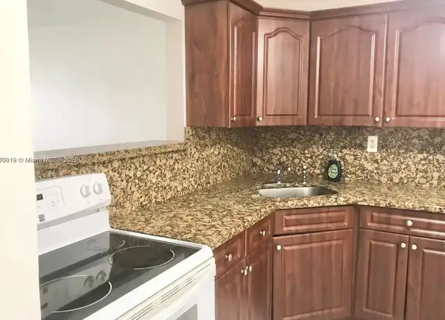 Property at 1540 NE 191st St #102, Miami, FL, 33179, 1 bed, 1.5 baths, [object Object]