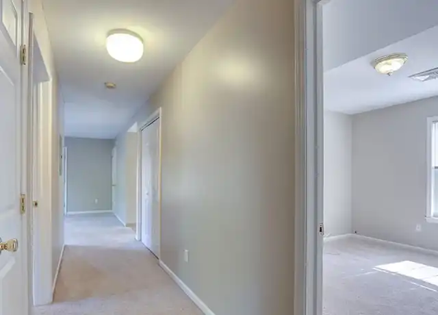 Property at Stonington Park Apartments - 2675 Millersport Hwy, Getzville, NY, 14068, 2 beds, 2 baths, [object Object]