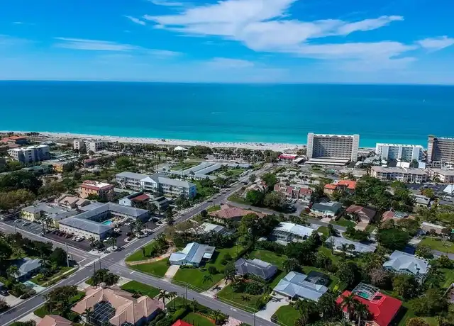 Property at 525 Parkdale Mews #525, Venice, FL, 34285, 2 beds, 2 baths, [object Object]