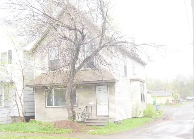 Property at 5711 Wadena St Unit 1, Duluth, MN, 55807, 1 bed, 1 bath, [object Object]
