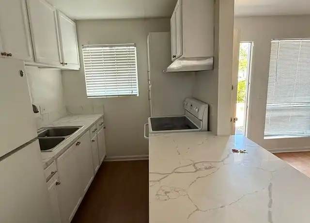 Property at 633 E Park Ave Unit 6, El Cajon, CA, 92020, 1 bed, 1 bath, [object Object]