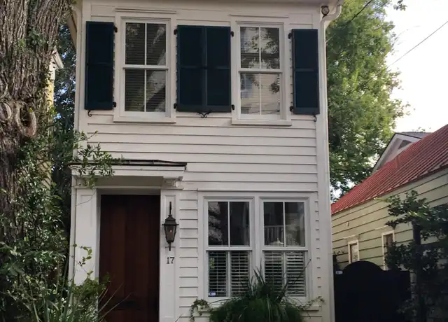 Property at 17 West St, Charleston, SC, 29401, 2 beds, 2.5 baths, [object Object]