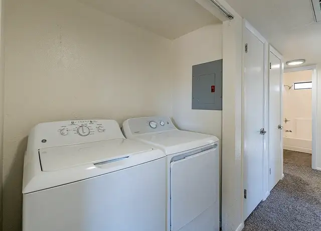 Photo of 145 Navajo Dr, Sedona, AZ 86336