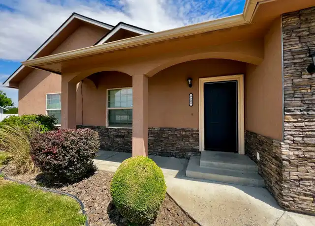 Property at 8000 Westbrook Ave, Yakima, WA, 98908, 3 beds, 2 baths, [object Object]