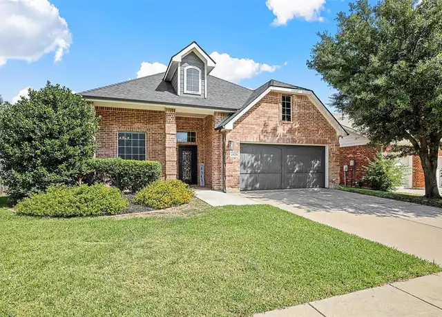 Property at 2929 Spotted Owl Dr, Fort Worth, TX, 76244, 3 beds, 2 baths, [object Object]