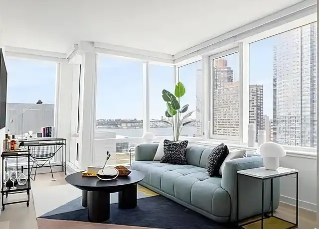 Property at 555 W 38th St Unit 2405, New York, NY, 10018, 1 bed, 1 bath, [object Object]