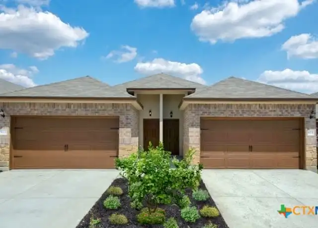 Property at 1521 Lucille St, Seguin, TX, 78155, 3 beds, 2 baths, [object Object]