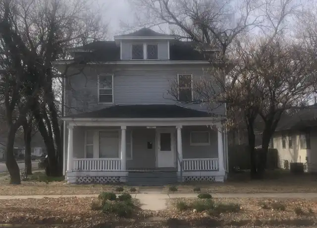 Property at 137 E 11th Ave, Hutchinson, KS, 67501, 4 beds, 2 baths, [object Object]