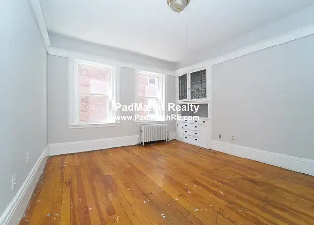 Property at 218 South St Unit 4, Jamaica Plain, MA, 02130, 3 beds, 1 bath, [object Object]