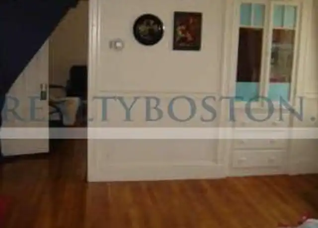 Property at 75 Easton St Unit 1, Allston, MA, 02134, 3 beds, 1 bath, [object Object]