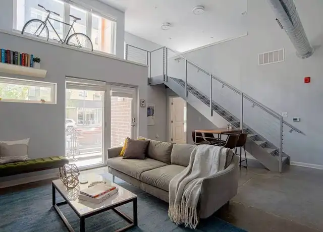 Property at East Market Street 450 - E Market St Unit 1014486P, Indianapolis, IN, 46204, 2 beds, 2 baths, [object Object]