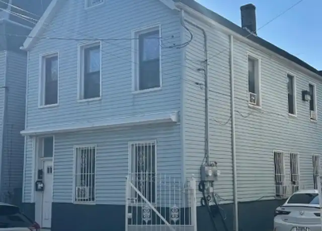 Property at 113 2nd St, Elizabethport, NJ, 07206, 3 beds, 1 bath, [object Object]