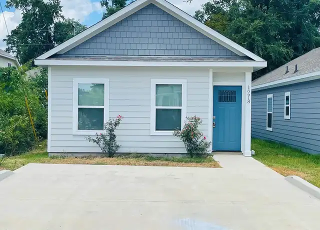 Property at 16618 Meadowcroft, Montgomery, TX, 77316, 3 beds, 2 baths, [object Object]