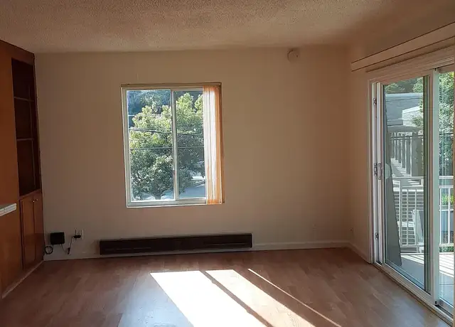 Photo of 1133 Alameda de las Pulgas, Belmont, CA 94002