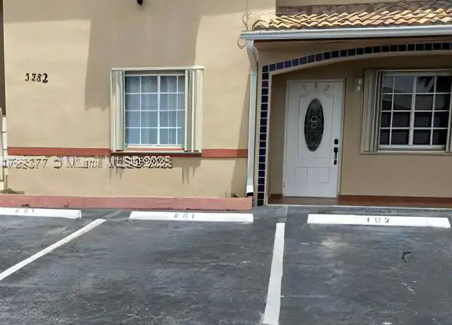 Property at 3282 W 70th St, Hialeah, FL, 33018, 3 beds, 2 baths, [object Object]