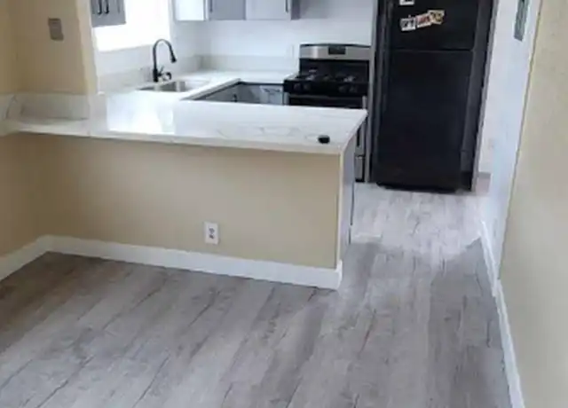 Property at 10338 S Wilton Pl, Los Angeles, CA, 90047, 2 beds, 2 baths, [object Object]
