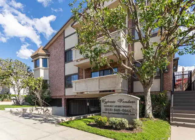 Property at 476 E Cypress Ave Unit G, Burbank, CA, 91501, 3 beds, 2 baths, [object Object]