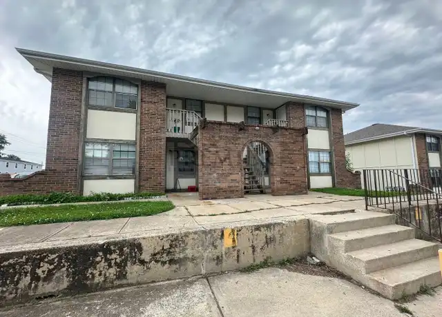 Property at 300 W Montgomery St Unit 300-2, Odessa, MO, 64076, 2 beds, 1 bath, [object Object]