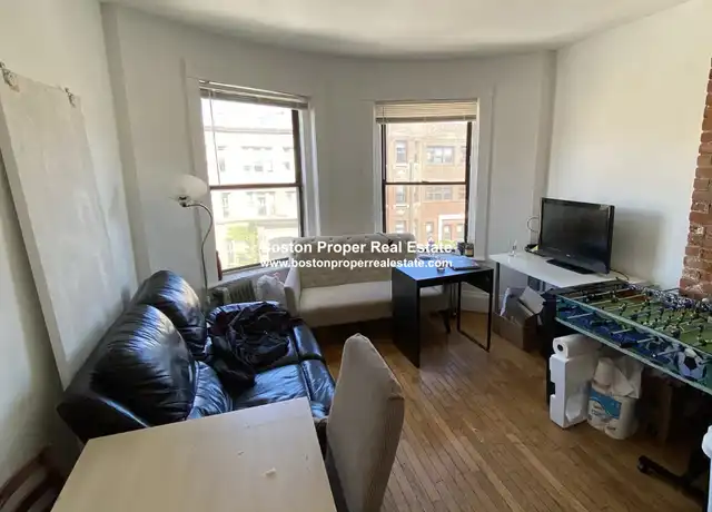 Property at 878 Huntington Ave Unit 3, Boston, MA, 02115, 4 beds, 1 bath, [object Object]