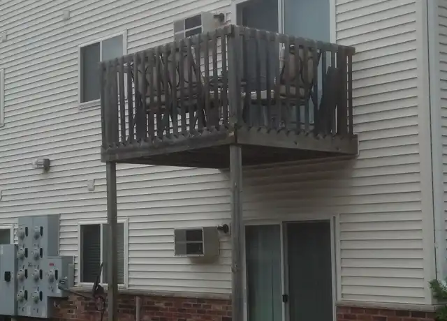 Property at 2447 Jackson St Unit 1, Eau Claire, WI, 54703, 1 bed, 1 bath, [object Object]