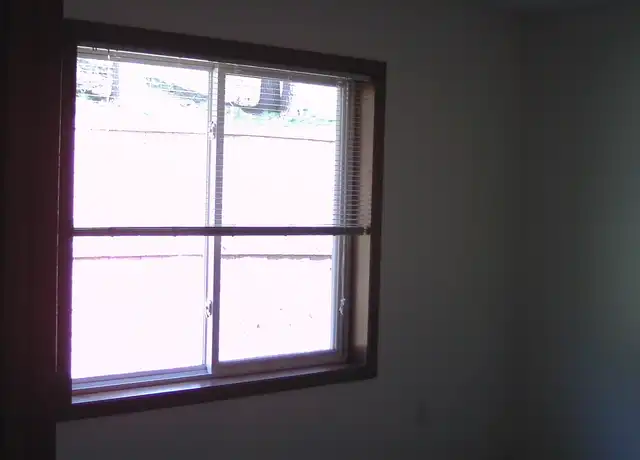 Property at 2447 Jackson St Unit 1, Eau Claire, WI, 54703, 1 bed, 1 bath, [object Object]