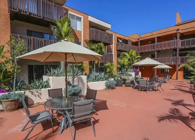 Photo of 2901 S Sepulveda Blvd, Los Angeles, CA 90064