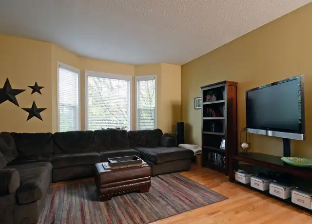 Property at 15769 Porchlight Ln, Eden Prairie, MN, 55347, 3 beds, 3 baths, [object Object]