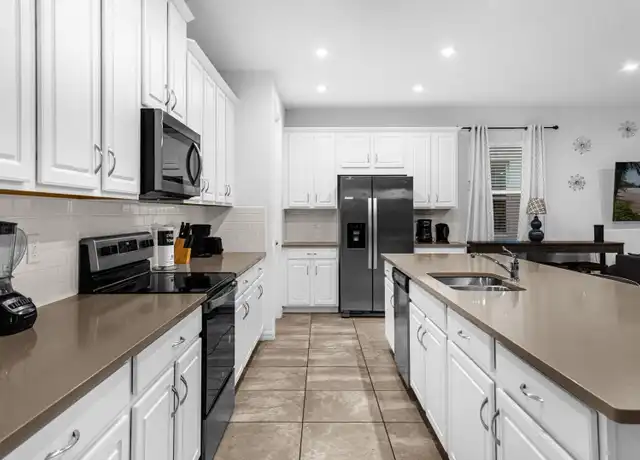 Property at 8906 Caroline Bay Ct, Kissimmee, FL, 34747, 10 beds, 7.5 baths, [object Object]