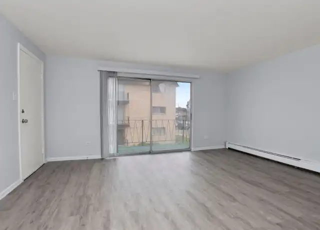 Property at 4654 W 79th St Unit 46582N, Chicago, IL, 60652, 2 beds, 1 bath, [object Object]