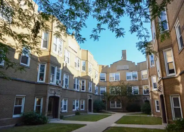Property at 4824 W Addison St, Chicago, IL, 60641, 1 bed, 1 bath, [object Object]