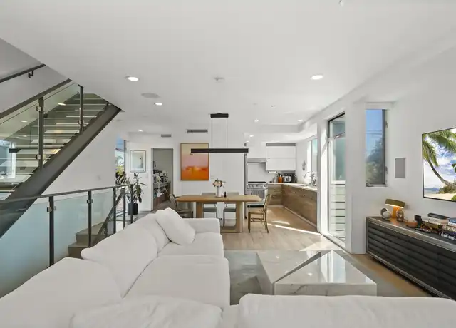 Property at 724 California Ave, Venice, CA, 90291, 3 beds, 3 baths, [object Object]