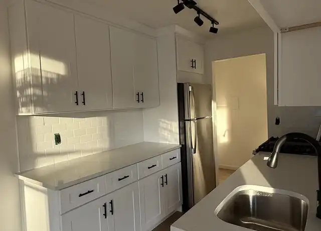 Property at 113 River Rd, Nutley, NJ, 07110, 1 bed, 1 bath, [object Object]