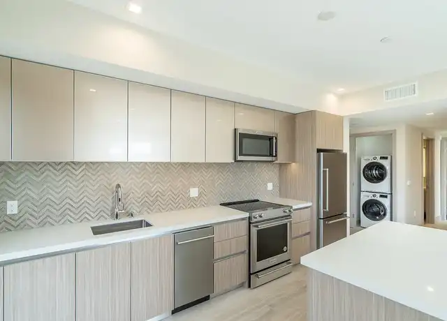 Property at Century Prime Apartments - 10534 Santa Monica Blvd, Los Angeles, CA, 90025, 2 beds, 2 baths, [object Object]