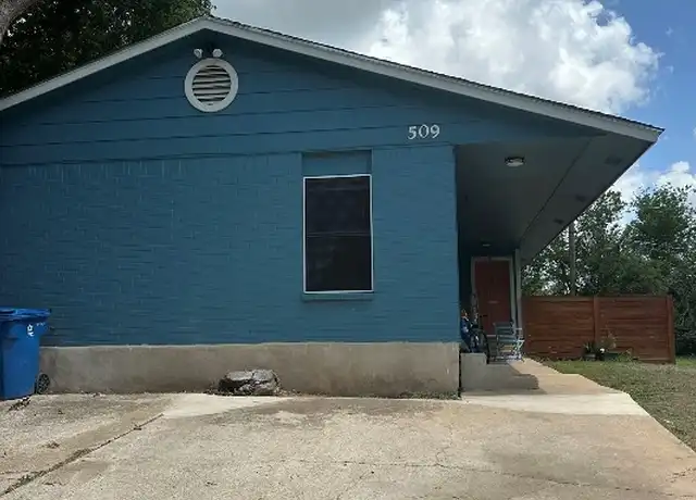 Property at 509 Central Ave Unit A, Elgin, TX, 78621, 3 beds, 1 bath, [object Object]