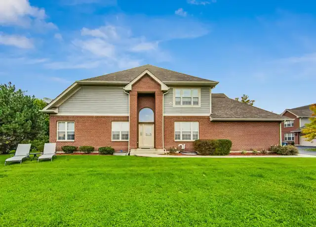Property at 4427 Lainie Cir, Glenview, IL, 60026, 3 beds, 2.5 baths, [object Object]