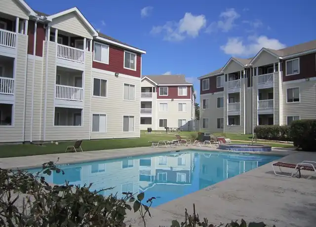 Property at 517 Southwest Pkwy #203, College Station, TX, 77840, 4 beds, 4 baths, [object Object]