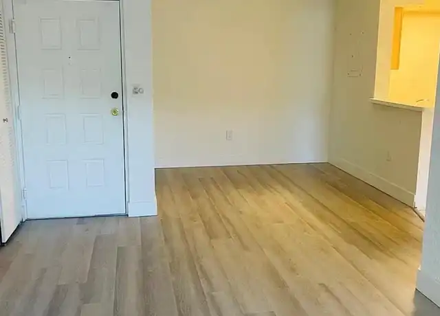 Property at 2861 N Oakland Forest Dr #207, Oakland Park, FL, 33309, 1 bed, 1 bath, [object Object]