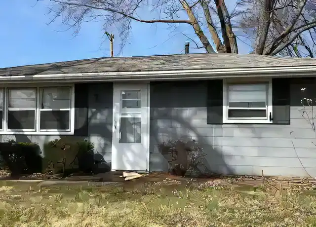 Property at 2404 12th St, Silvis, IL, 61282, 2 beds, 1 bath, [object Object]