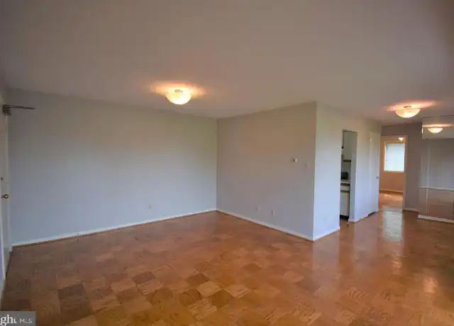 Property at 4373 Cherry Hill Rd #408, Arlington, VA, 22207, 1 bed, 1 bath, [object Object]