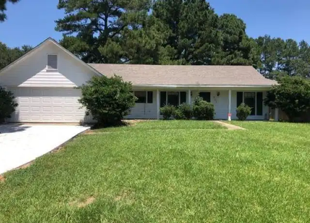 Property at 306 Gary Daniels Dr, Byram, MS, 39272, 3 beds, 2 baths, [object Object]