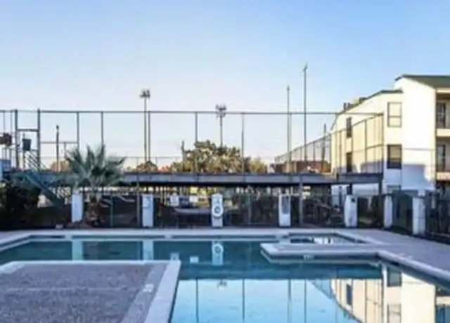 Property at 2818 S Bartell Dr, Houston, TX, 77054, 1 bed, 1 bath, [object Object]