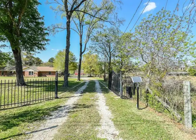 Property at 8710 West Ln, Magnolia, TX, 77354, 3 beds, 2 baths, [object Object]