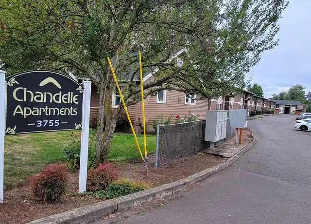 Property at Chandele Apartments - 3755 Hawthorne Ave NE, Salem, OR, 97301, 1 bed, 1 bath, [object Object]