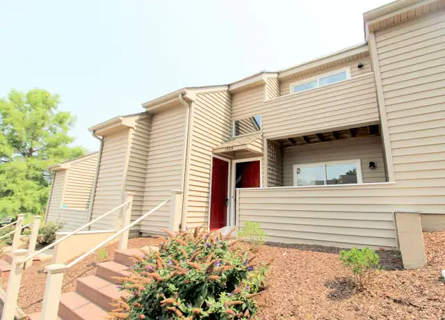 Property at 1304 Bradley Dr, Harrisonburg, VA, 22801, 4 beds, 2 baths, [object Object]