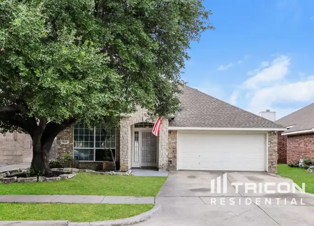 Property at 5619 Indian Hill Dr, Arlington, TX, 76018, 3 beds, 2 baths, [object Object]