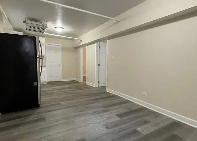 Property at 1210 W Lexington St, Chicago, IL, 60607, 2 beds, 1 bath, [object Object]