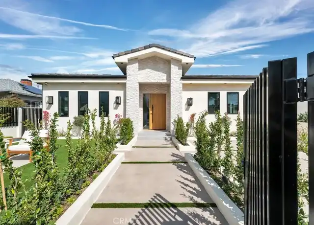 Property at 6238 Babcock Ave, North Hollywood, CA, 91606, 5 beds, 5.5 baths, [object Object]