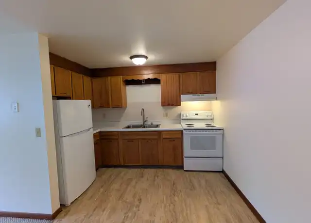 Property at 451 S Main St Unit 2B, Verona, WI, 53593, 2 beds, 1 bath, [object Object]