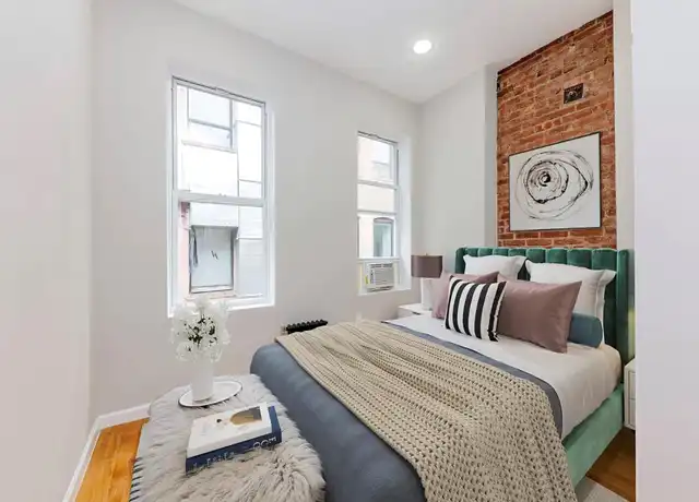 Property at 338 W 17th St Unit 2D, New York, NY, 10011, 3 beds, 1 bath, [object Object]